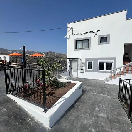 Adejo Con Piscina Climatizada Compartida Casa de Férias *