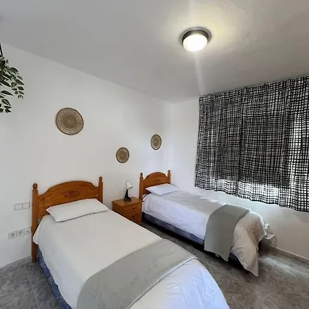 Adejo Con Piscina Climatizada Compartida Moya (Gran Canaria)