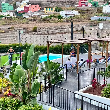 Adejo Con Piscina Climatizada Compartida